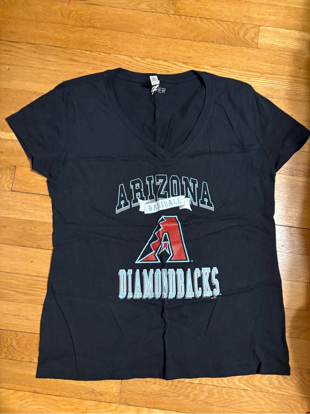 Arizona Diamondbacks Women's Black V-Neck Tee